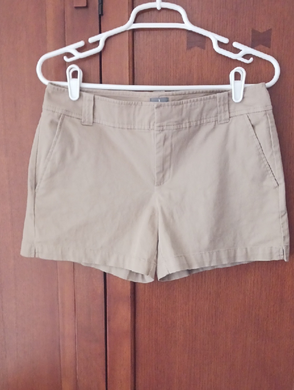 NY&CO Classic Women's Khaki Cotton Shorts